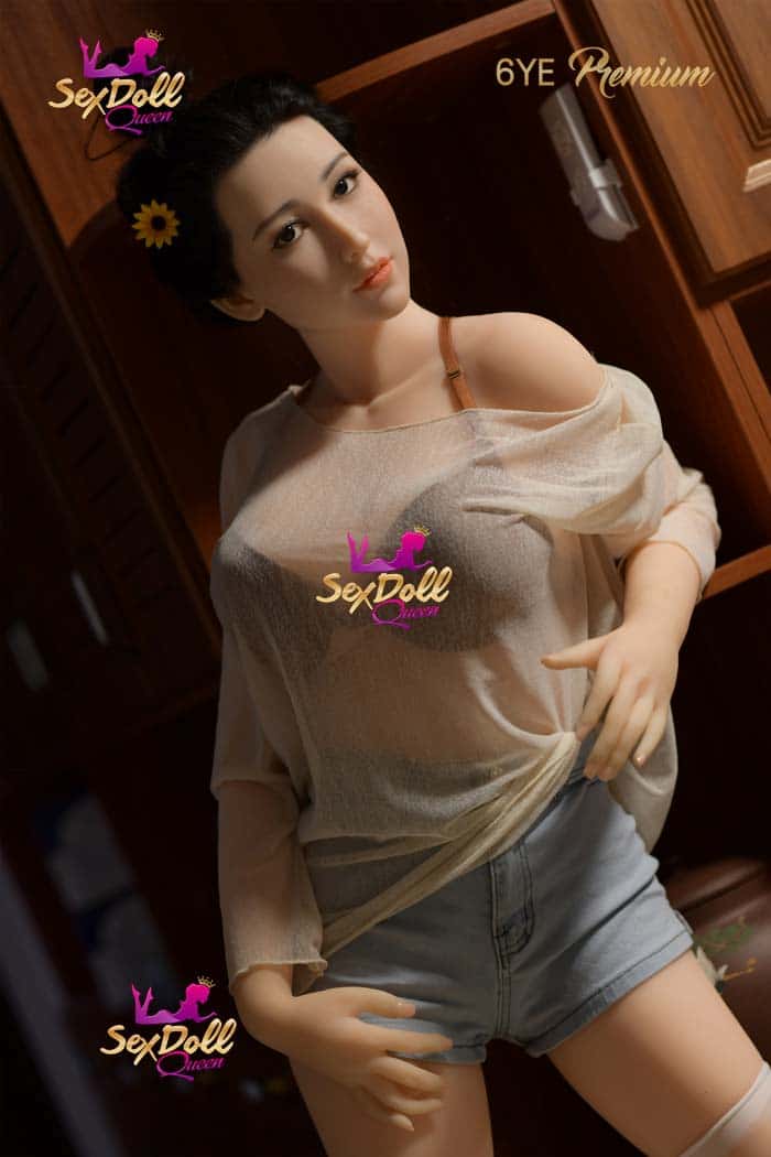 6YE Premium Ashly Review: Exploring the Features of the 6YE Asian Sex Doll