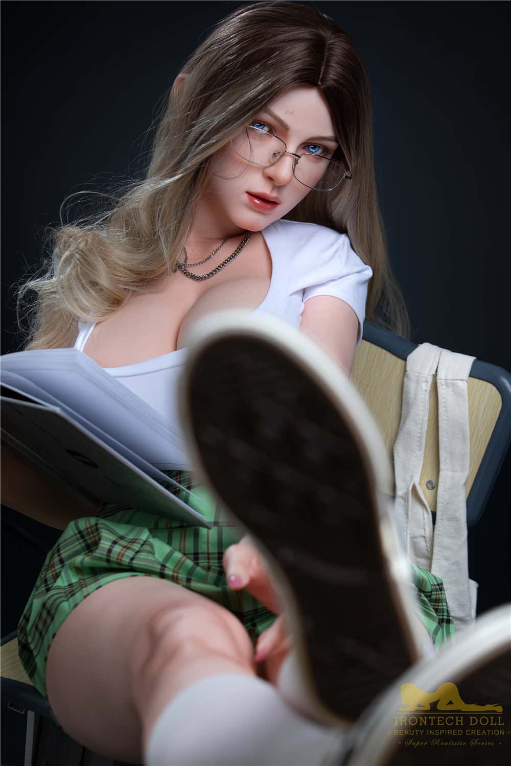 Irontech Doll Fenny S29 Review: Exploring the Features of a 165cm F-Cup Silicone Sex Doll with ROS Option