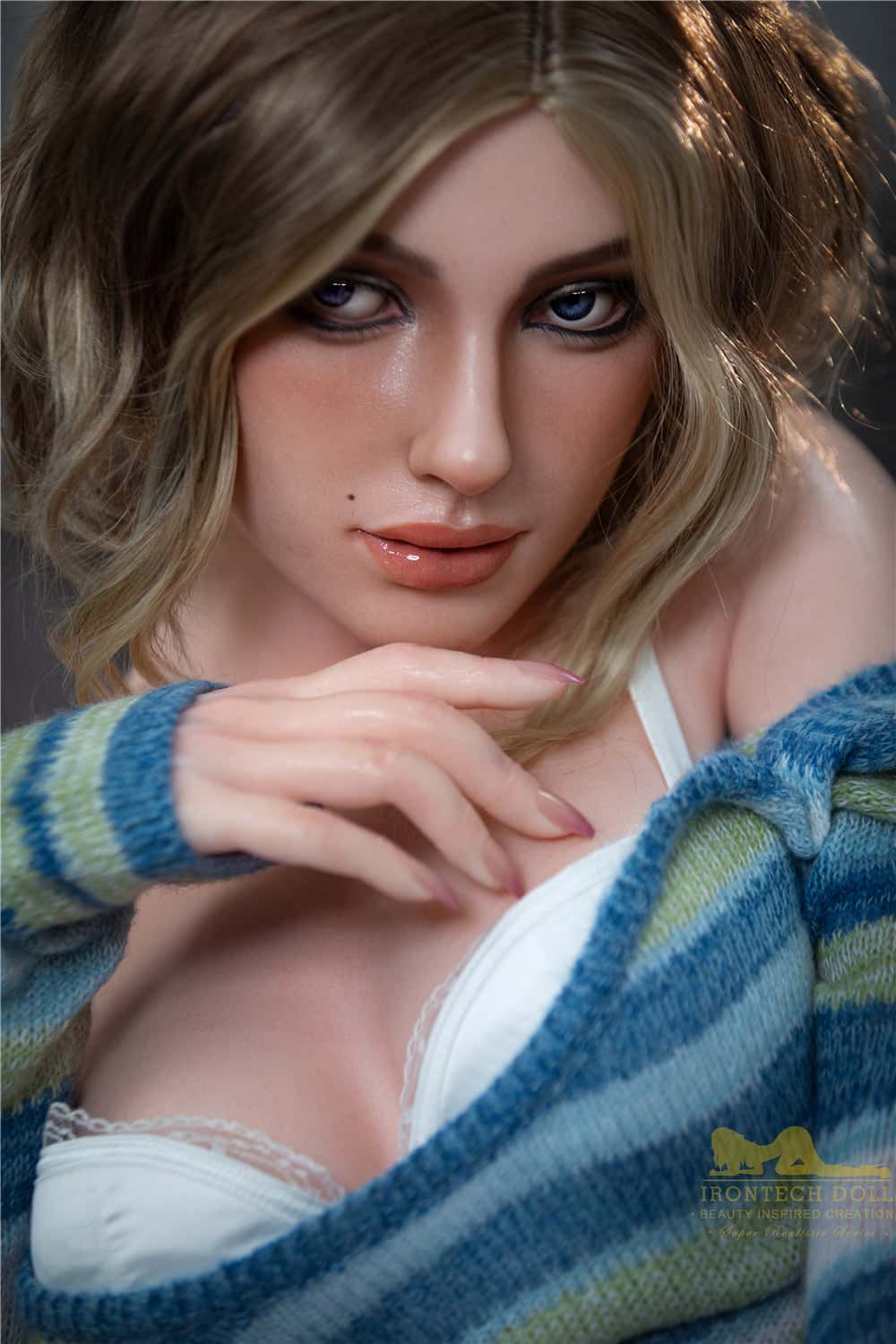 Irontech Doll Luna S17(ROS Available) Review: Exploring the Premium 152cm A-Cup Silicone Sex Doll